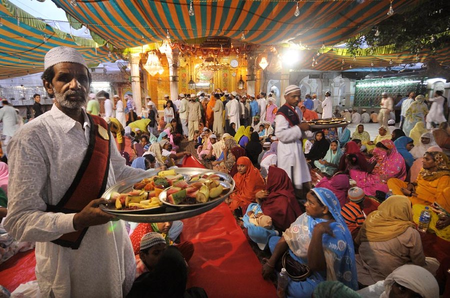 Картинки по запросу ajmer sharif langar